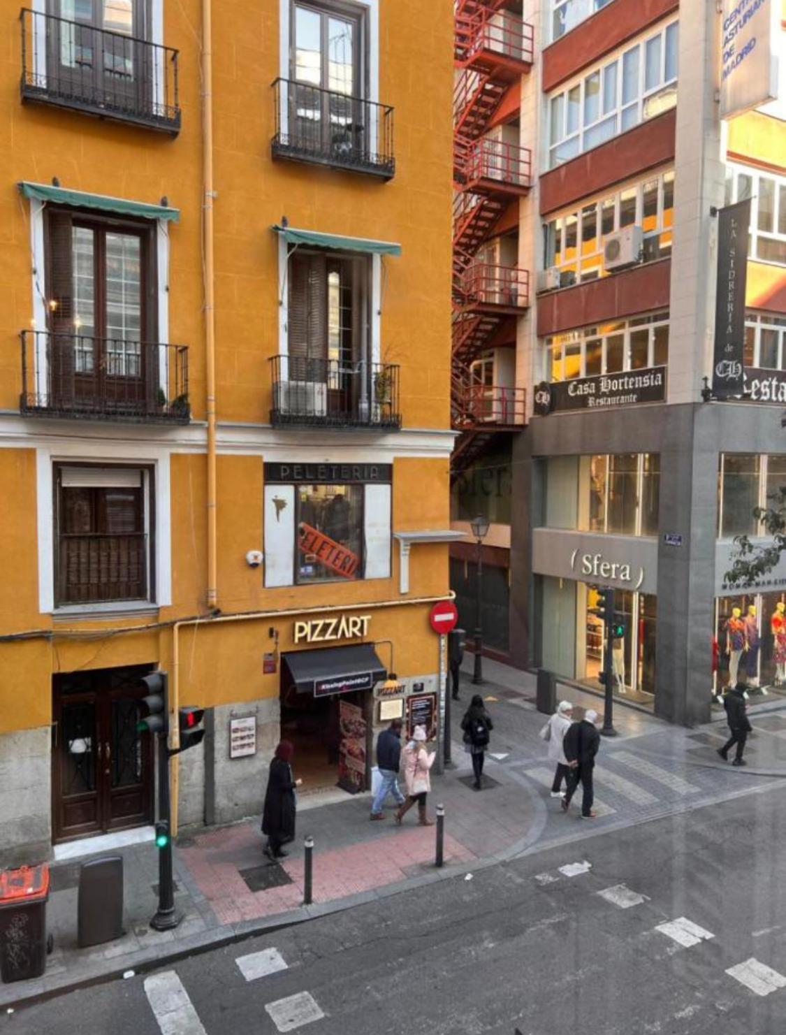 Apartamento Delux Ll Madrid Bagian luar foto